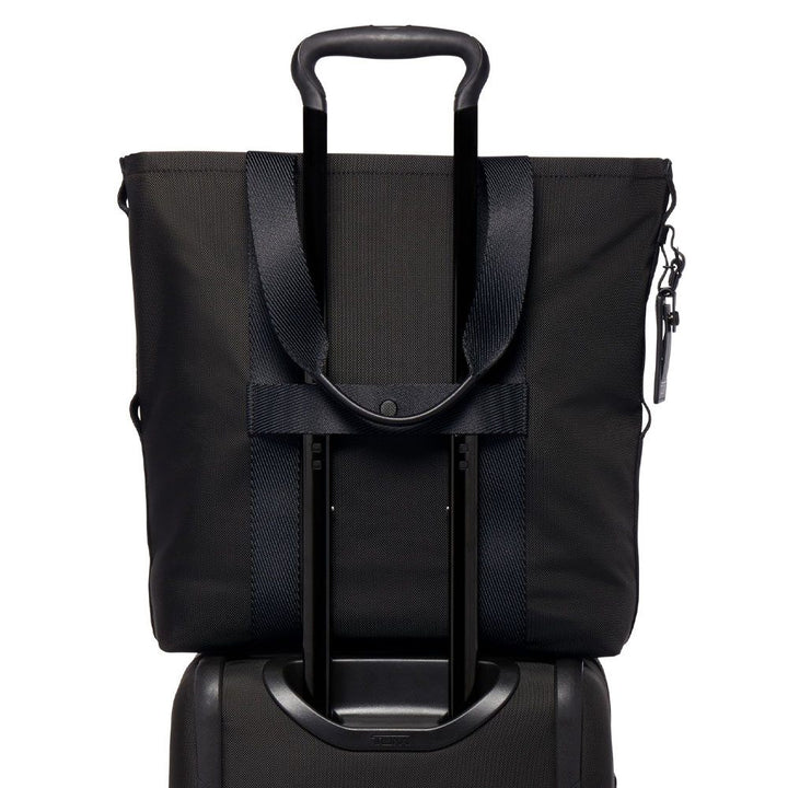 TUMI Essential Nort South Tote Bag 2024