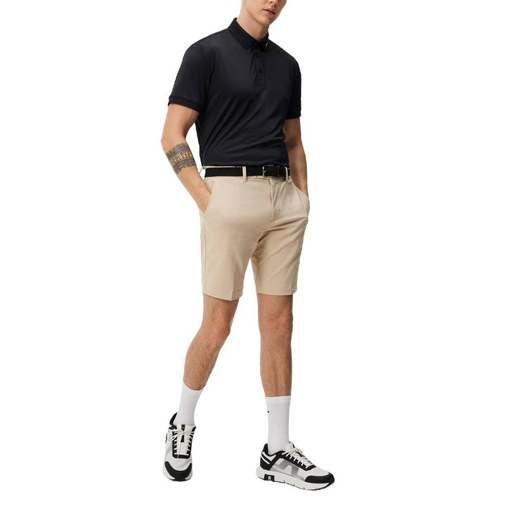 J.Lindeberg Vent Tight Golf Shorts Safari Beige - SS24