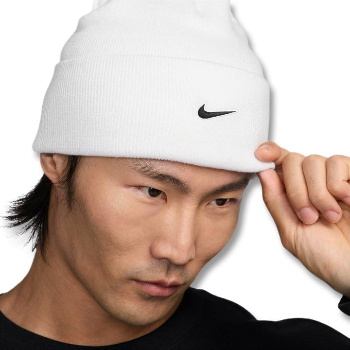 Nike Peak Swoosh Golf Beanie White/Black - FA25 Men