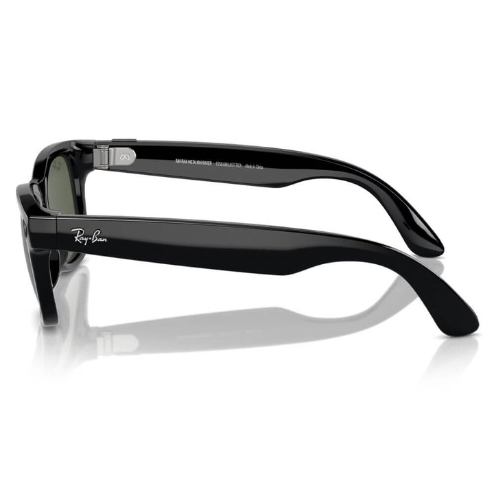 Ray-Ban Meta Wayfarer Sunglasses