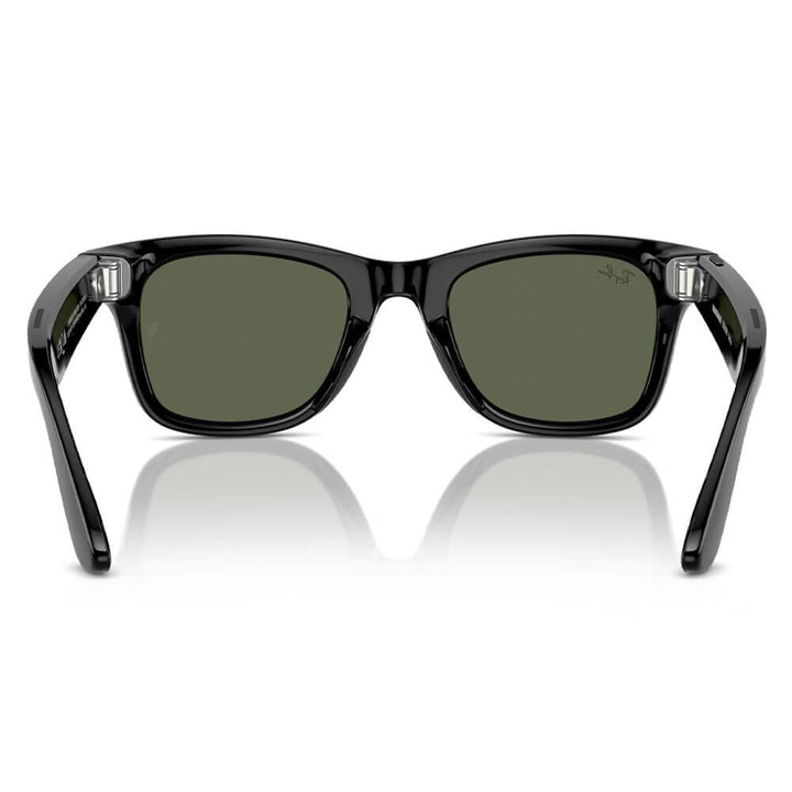 Ray-Ban Meta Wayfarer Sunglasses