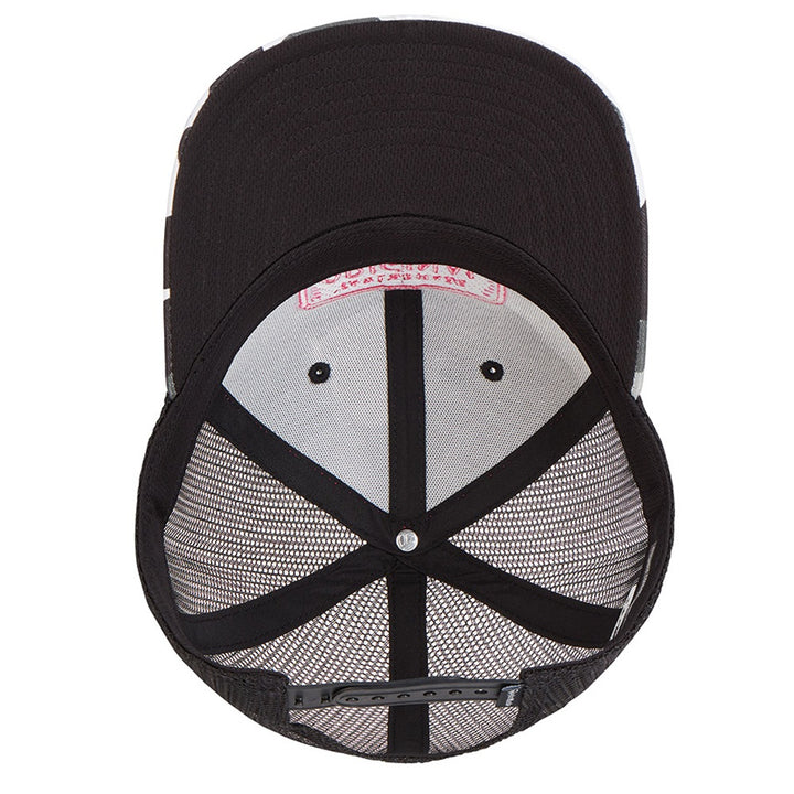 TaylorMade Original One Trucker Golf Cap 2021 Women